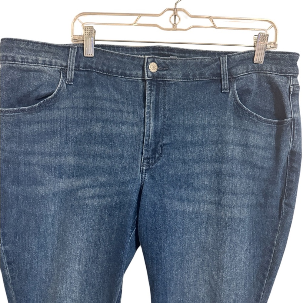 Old Navy WOW MID RISE Boot Cut Jeans SIZE: 18 - Picture 2 of 8
